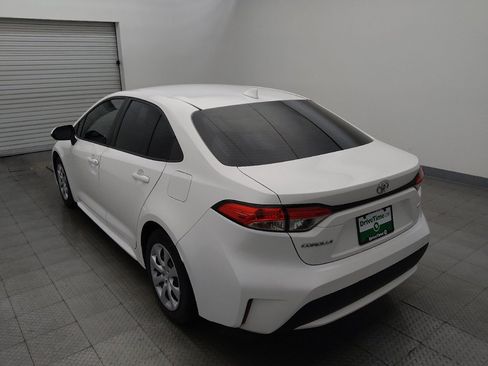 Used 2020 Toyota Corolla LE FWD image 5