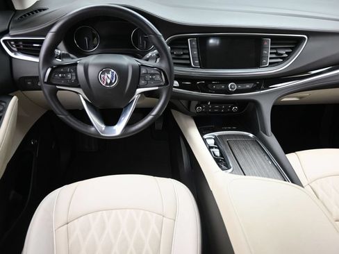 Used 2024 Buick Enclave Avenir w/ Avenir Technology Package AWD/4WD image 15