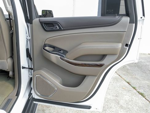 Used 2018 GMC Yukon SLT w/ Open Road Package image 43