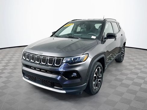 Certified 2023 Jeep Compass Limited AWD/4WD image 5