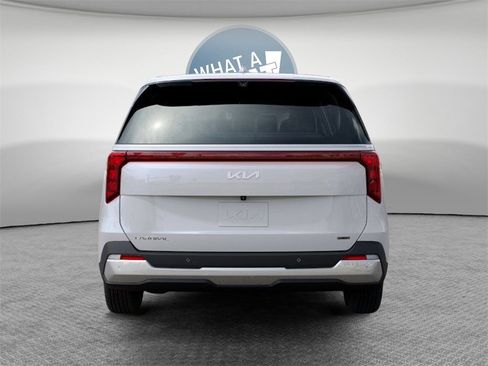New 2026 Kia Carnival EX image 5