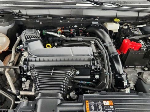 Used 2024 Lincoln Nautilus Premier w/ Equipment Group 102A image 28