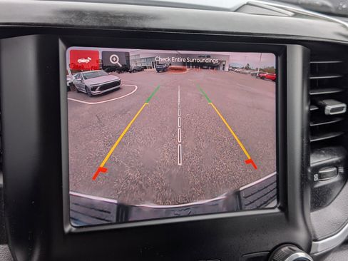 Used 2024 RAM 2500 Big Horn w/ Off Road Package image 17