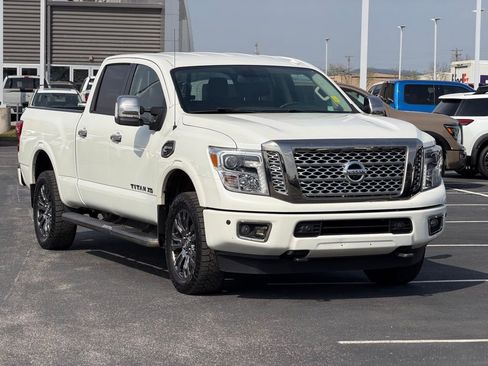 Used 2017 Nissan Titan Platinum Reserve image 2