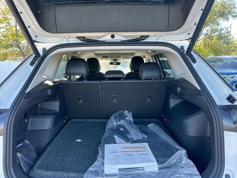 New 2025 Volkswagen Tiguan SE image 54