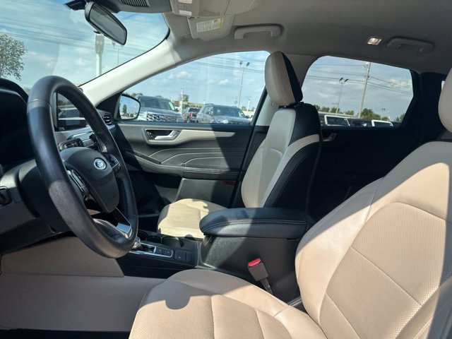 Used 2022 Ford Escape SEL w/ Technology Package AWD/4WD image 36