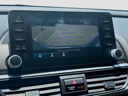 Used 2021 Honda Accord LX image 13