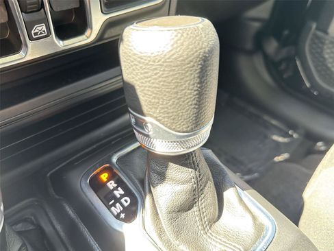 Used 2021 Jeep Gladiator Sport AWD/4WD image 18