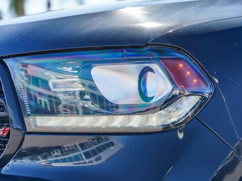 Used 2018 Dodge Durango GT image 2