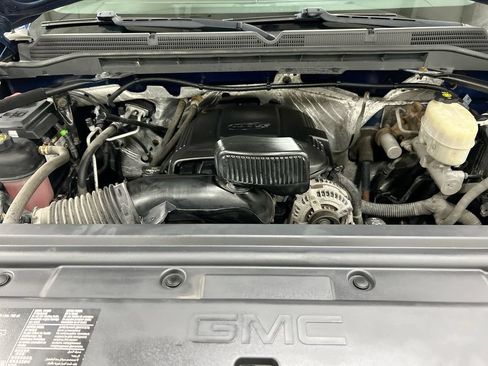 Used 2017 GMC Sierra 2500 SLE w/ HD SLE Preferred Plus Package AWD/4WD image 23