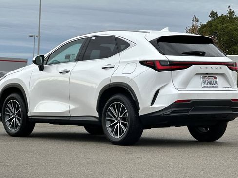 Used 2025 Lexus NX 350h AWD w/ Accessory Package (2T) image 7