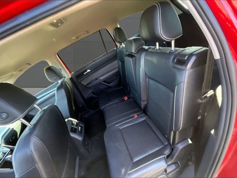 Used 2023 Volkswagen Atlas SE FWD image 25