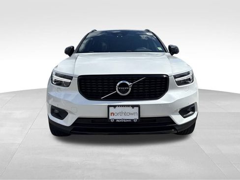 Used 2019 Volvo XC40 T5 R-Design AWD/4WD image 5