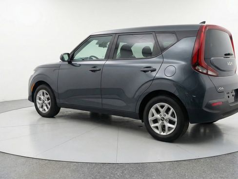 Used 2025 Kia Soul LX w/ LX Technology Package image 6