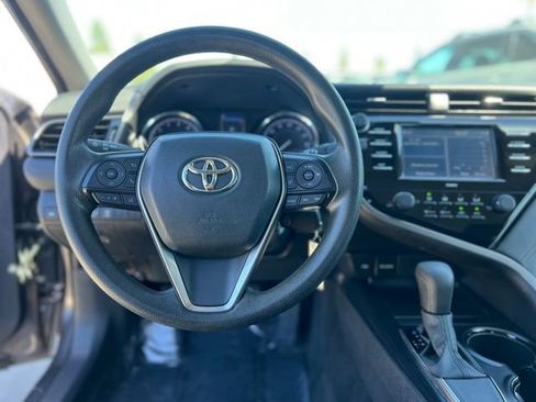 Used 2020 Toyota Camry LE w/ Carpet Mat Package image 10