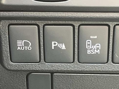 Used 2017 Lexus ES 350 w/ Luxury Package FWD image 34