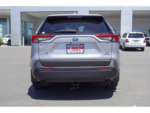 Certified 2023 Toyota RAV4 LE AWD/4WD image 7