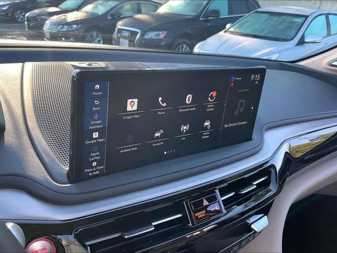 Used 2025 Acura MDX SH-AWD w/ Technology Package image 23