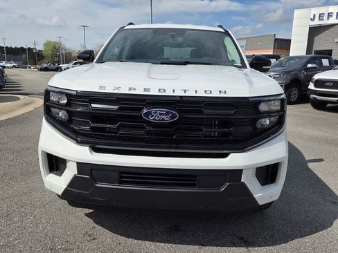 New 2026 Ford Expedition Active RWD image 2