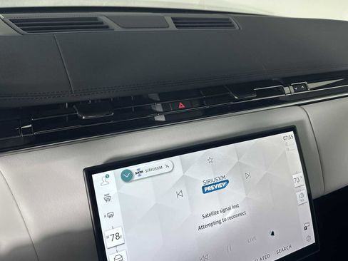 Used 2024 Land Rover Range Rover Sport Dynamic SE image 33