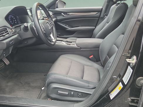 Certified 2019 Honda Accord Sport image 9
