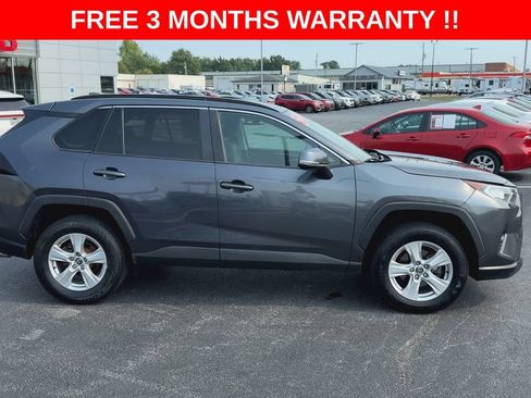 Used 2020 Toyota RAV4 XLE AWD/4WD image 9