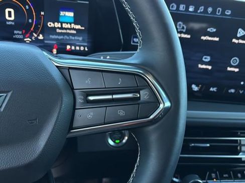 Certified 2025 Chevrolet Traverse LT image 23