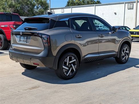 New 2026 Nissan Kicks SV image 6