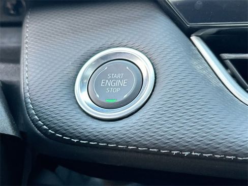 New 2025 Chevrolet Equinox LT image 17