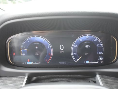 Used 2023 Jeep Wagoneer L Series II RWD image 23