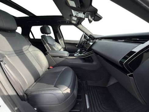 Used 2023 Land Rover Range Rover Sport SE Dynamic image 20