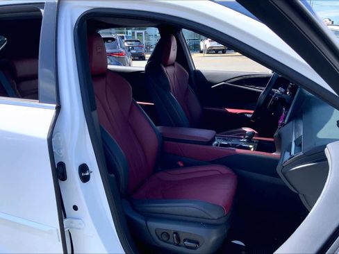 Used 2024 Lexus RX 350 F Sport w/ Technology Package image 9