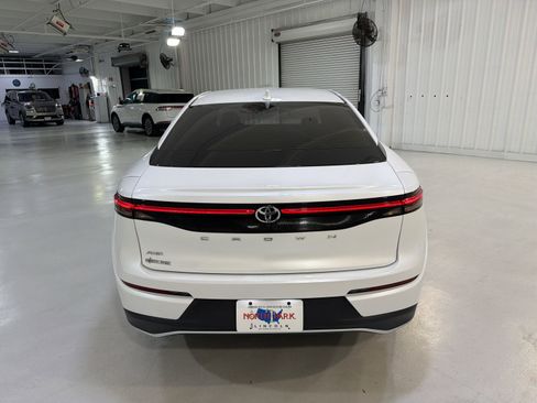 Used 2023 Toyota Crown XLE image 26