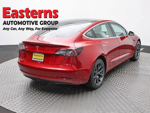 Used 2019 Tesla Model 3 Standard Range Plus RWD image 5