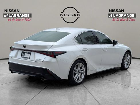 Used 2023 Lexus IS 300 w/ Comfort Package RWD image 5