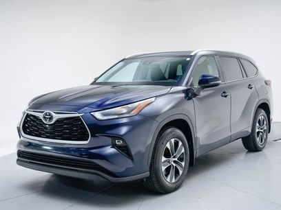Used 2024 Toyota Highlander XLE
