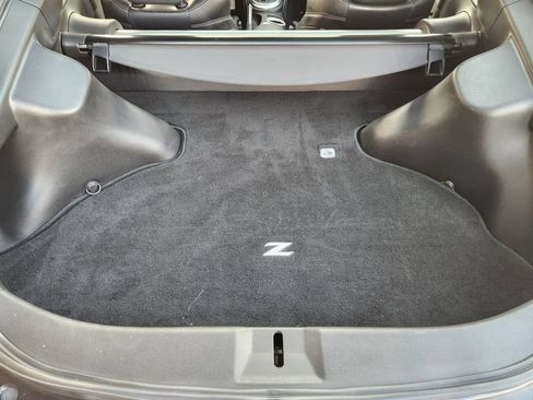 Used 2016 Nissan 370Z Touring RWD image 34