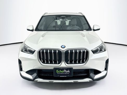 Used 2025 BMW X1 xDrive28i AWD/4WD image 2