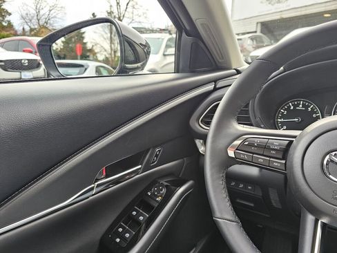 Certified 2025 MAZDA CX-30 AWD 2.5 S w/ Preferred Package image 32