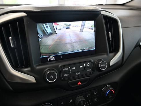 Used 2018 GMC Terrain SLT w/ Preferred Package AWD/4WD image 17