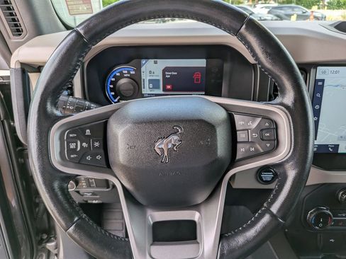 Used 2022 Ford Bronco Wildtrak AWD/4WD image 32