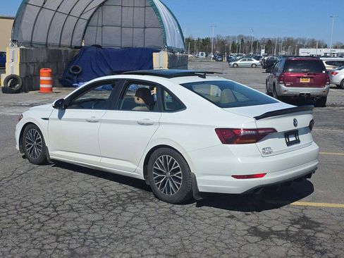 Used 2019 Volkswagen Jetta SEL w/ Cold Weather Package image 3