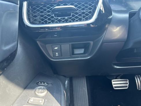 Certified 2025 Acura ADX A-Spec image 17