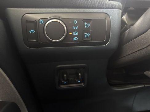 Certified 2022 Ford Maverick XLT w/ Equipment Group 300A Standard image 20