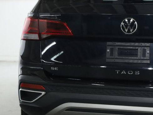 Used 2024 Volkswagen Taos SE image 44
