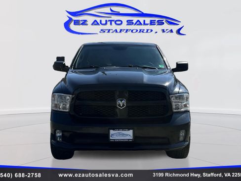 Used 2017 RAM 1500 Express image 2