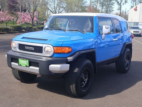 Used 2007 Toyota FJ Cruiser 4WD image 11