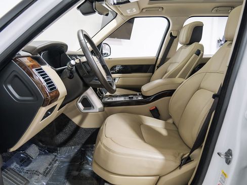 Used 2020 Land Rover Range Rover HSE image 35