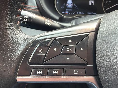 Used 2020 Nissan Kicks SR w/ SR Premium Package FWD image 12