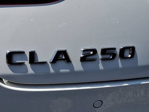 Used 2025 Mercedes-Benz CLA 250 image 21